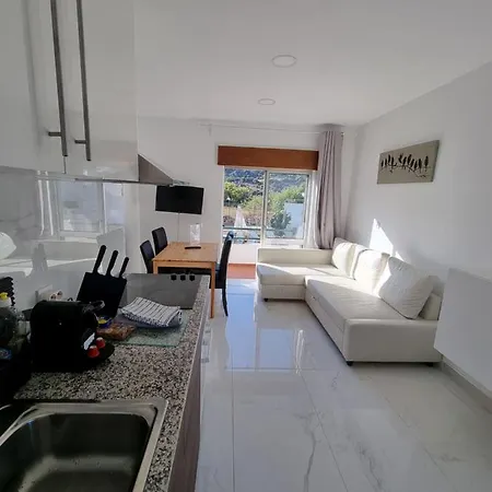 Aaa Апарт-отель 3*